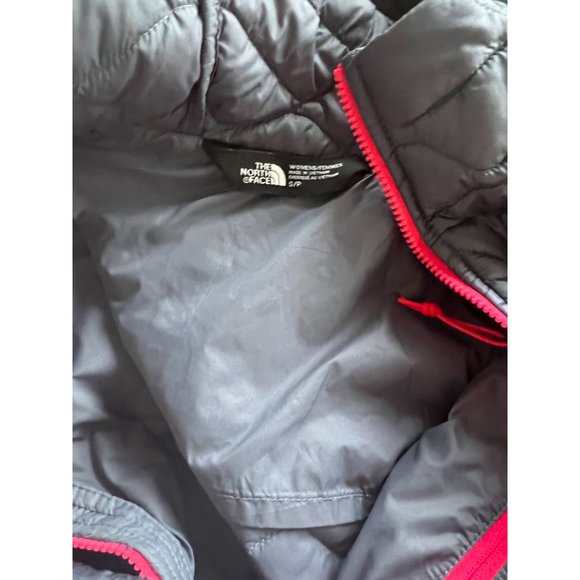 THE NORTH FACE Gray Pink Quilted Jacket Sz S - Picture 4 of 4